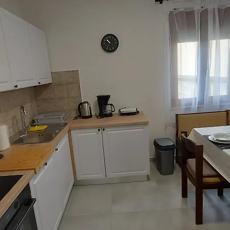 شقة Apartman Lama