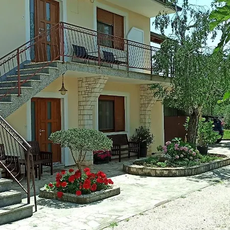 Apartman Lama *