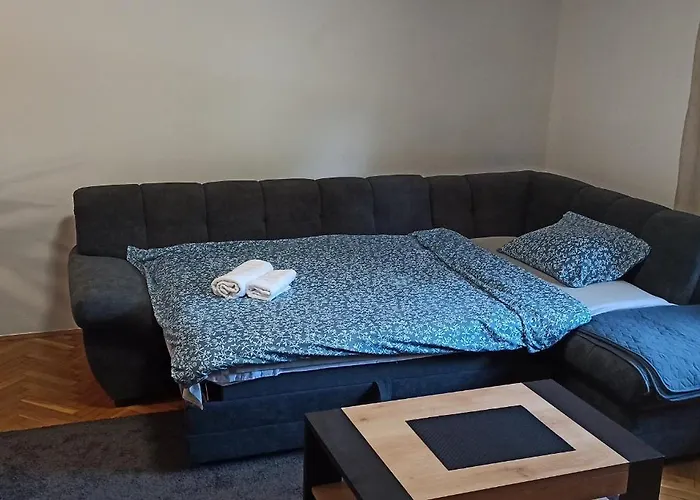 Apartman Lama Appartement *